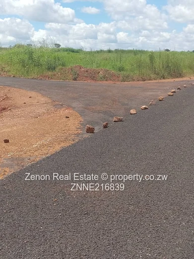 520sqm stand in Nyeredzi Ridge for 52k..fully serviced