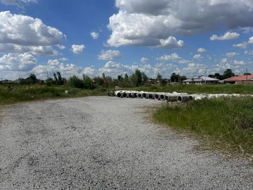 Stands & Residential Land